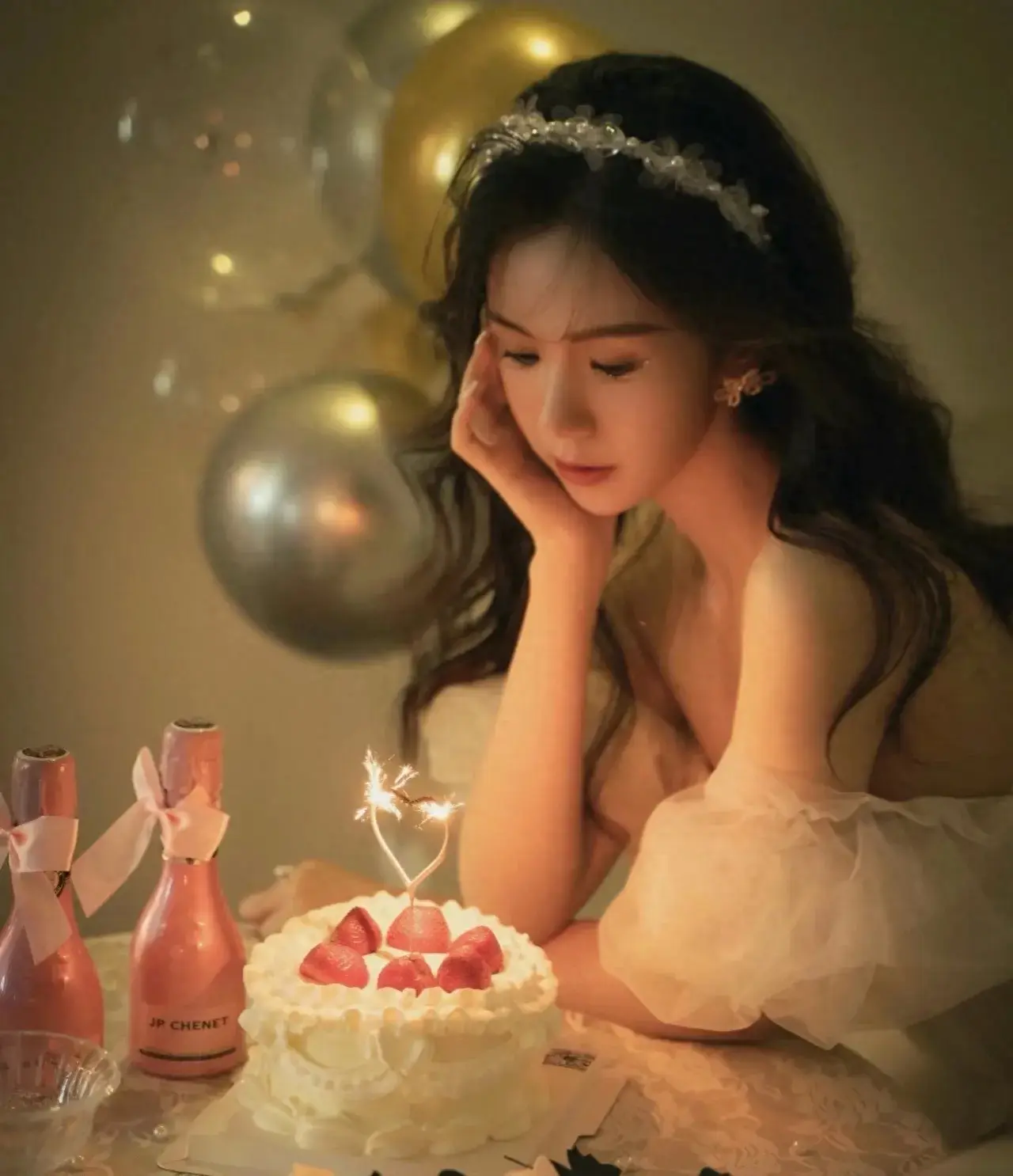 生日快乐发的朋友圈21句,祝自己生日快乐