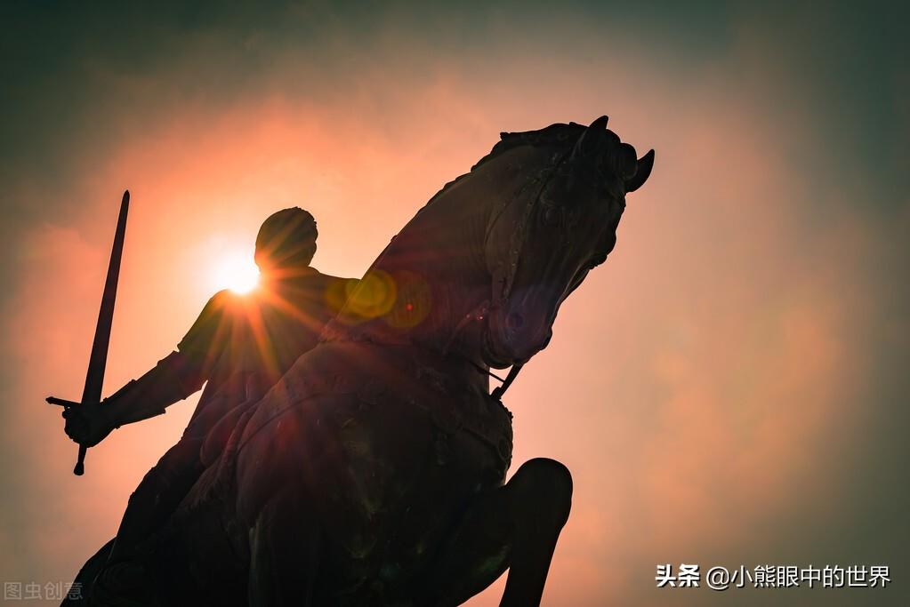 绯炎《琥珀之剑》内容简介(琥珀之剑主要讲了什么内容?)