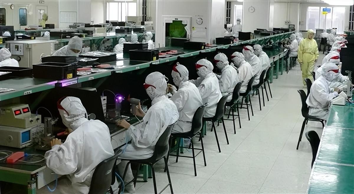 富士康是做什么的企业(富士康是是哪个国家的,老板是谁?)