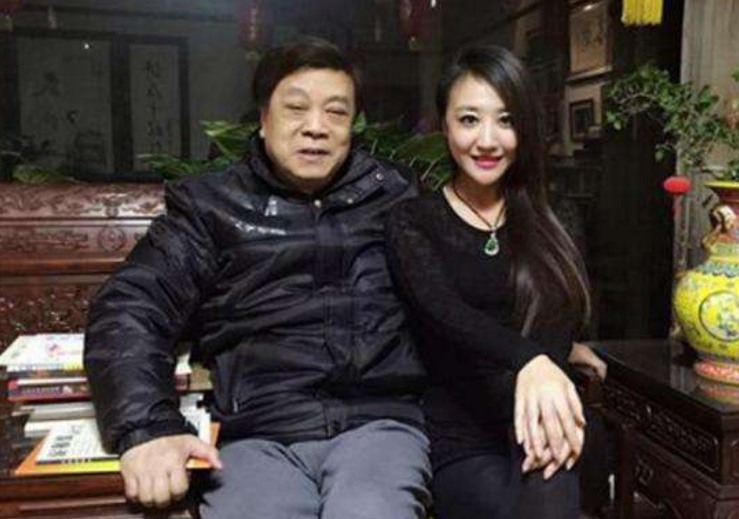 央视主持人赵忠祥个人资料简介(赵忠祥活了多少岁)