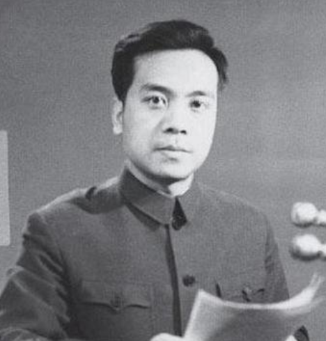 央视主持人赵忠祥个人资料简介(赵忠祥活了多少岁)