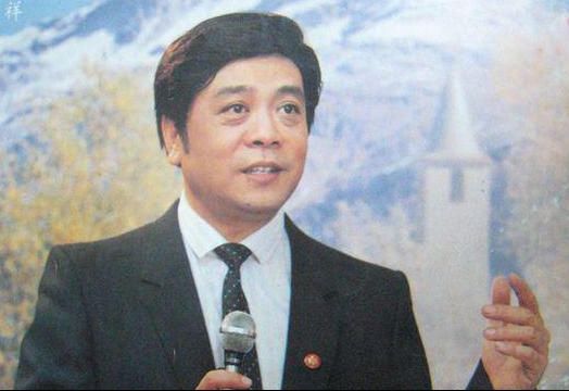 央视主持人赵忠祥个人资料简介(赵忠祥活了多少岁)