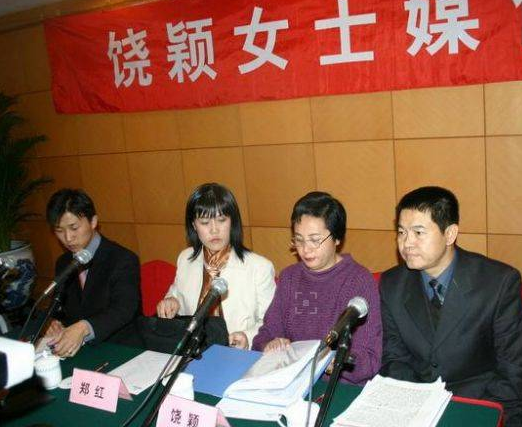 央视主持人赵忠祥个人资料简介(赵忠祥活了多少岁)