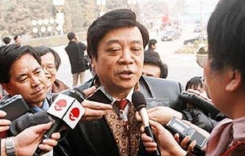 央视主持人赵忠祥个人资料简介(赵忠祥活了多少岁)