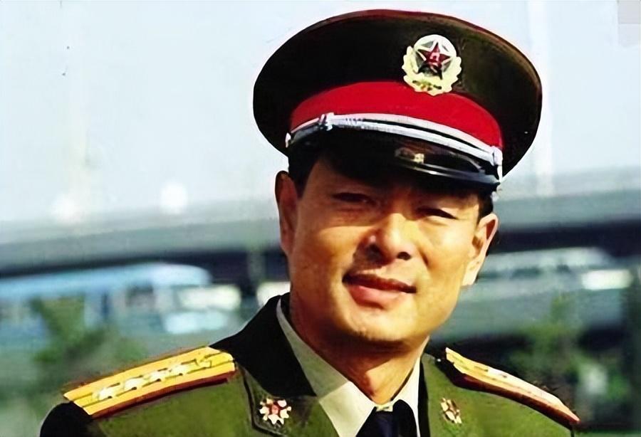 濮存昕的简介个人资料及图片(濮存昕怎么读,演过的电视剧)