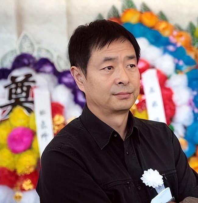 濮存昕的简介个人资料及图片(濮存昕怎么读,演过的电视剧)