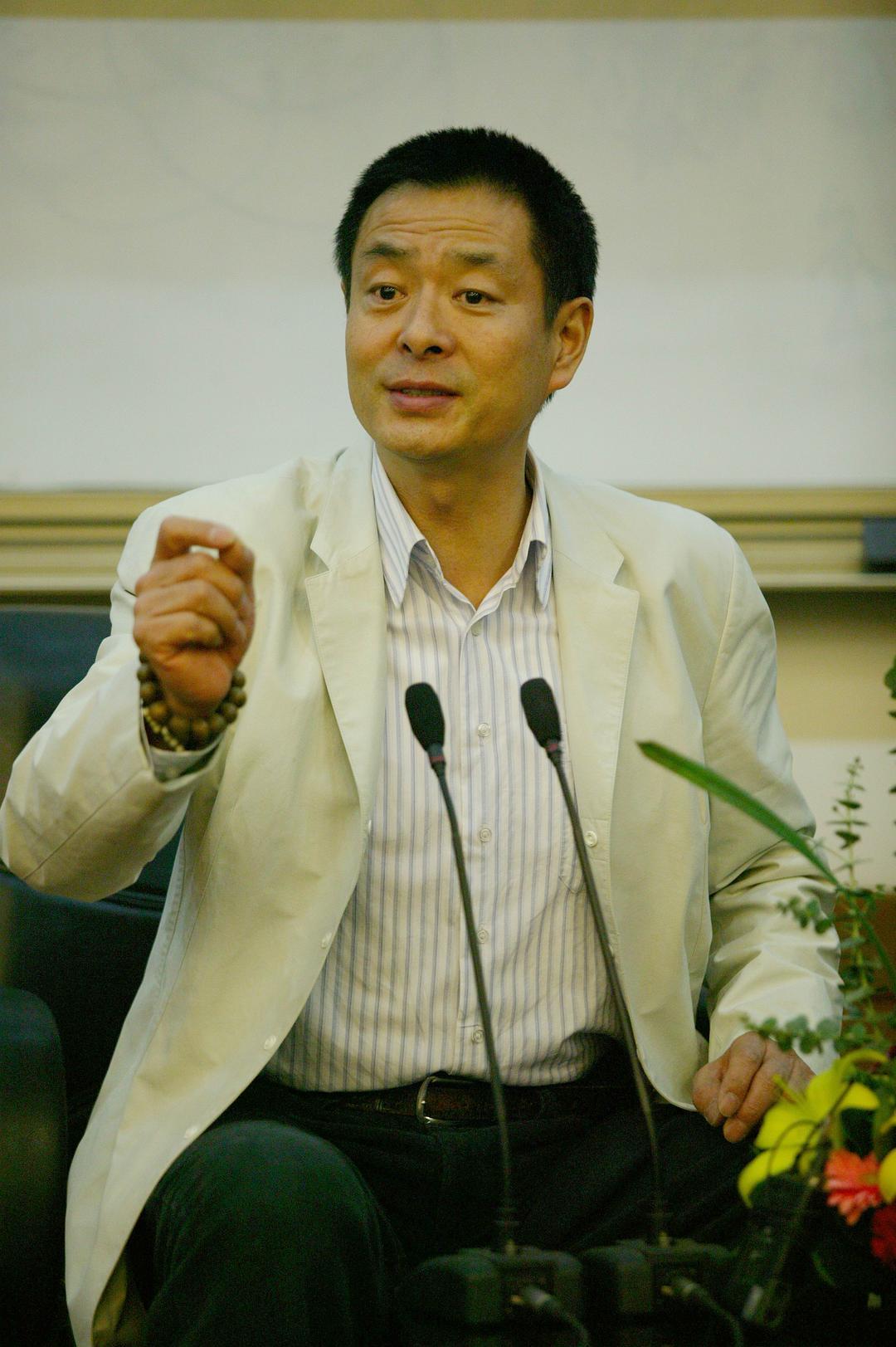 濮存昕的简介个人资料及图片(濮存昕怎么读,演过的电视剧)
