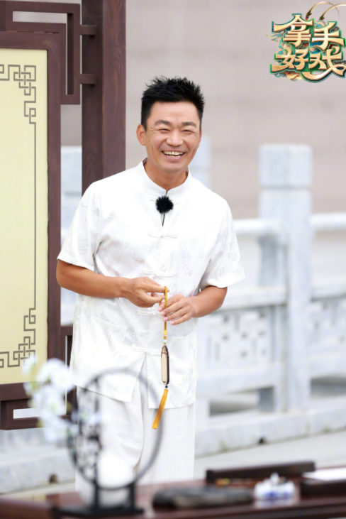 王宝强个人资料简介个人经历(王宝强演的电影有哪些)