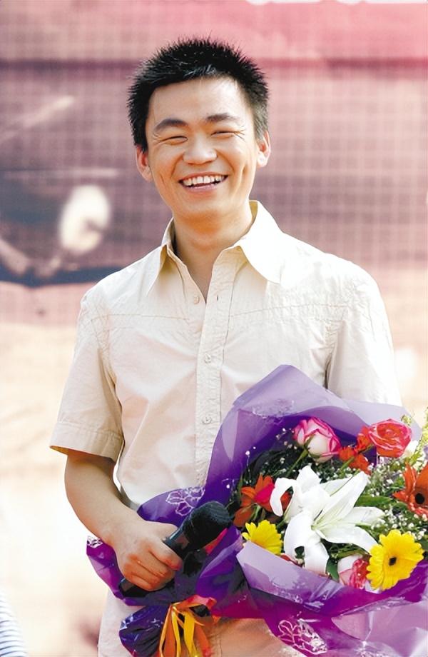 王宝强个人资料简介个人经历(王宝强演的电影有哪些)