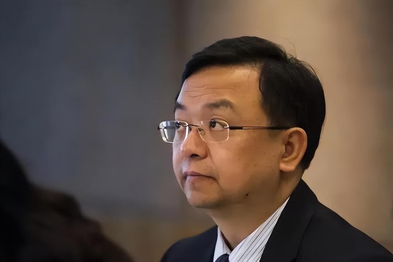 比亚迪创始人王传福简介(比亚迪汽车董事长简介)