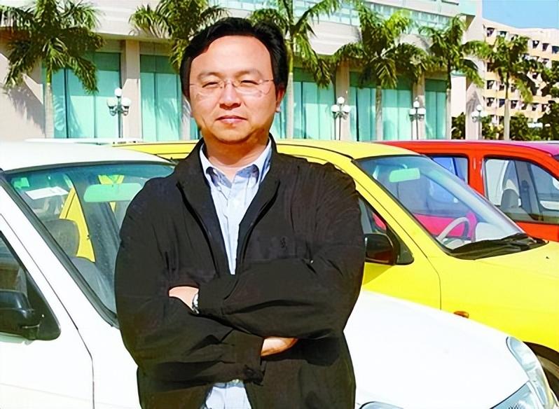 比亚迪创始人王传福简介(比亚迪汽车董事长简介)