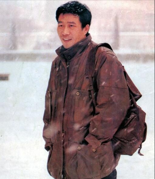 李雪健和儿子的个人资料简介(李雪健嗓子是怎么回事,说话的声音怎么了)