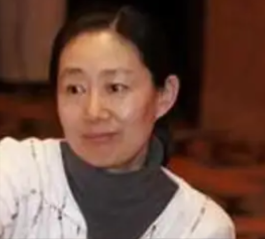 李雪健和儿子的个人资料简介(李雪健嗓子是怎么回事,说话的声音怎么了)