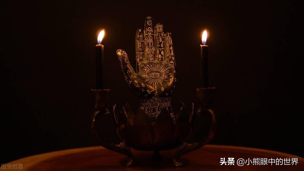 愤怒的松鼠小说《疯巫妖的实验日志》读后感(疯巫妖的实验日志好看吗,主要讲了什么内容?)