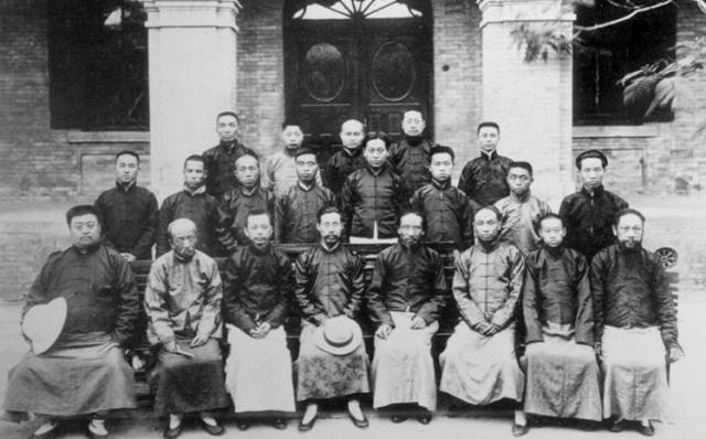 北京大学校长蔡元培简介(蔡元培的伟大事迹和人生经历)