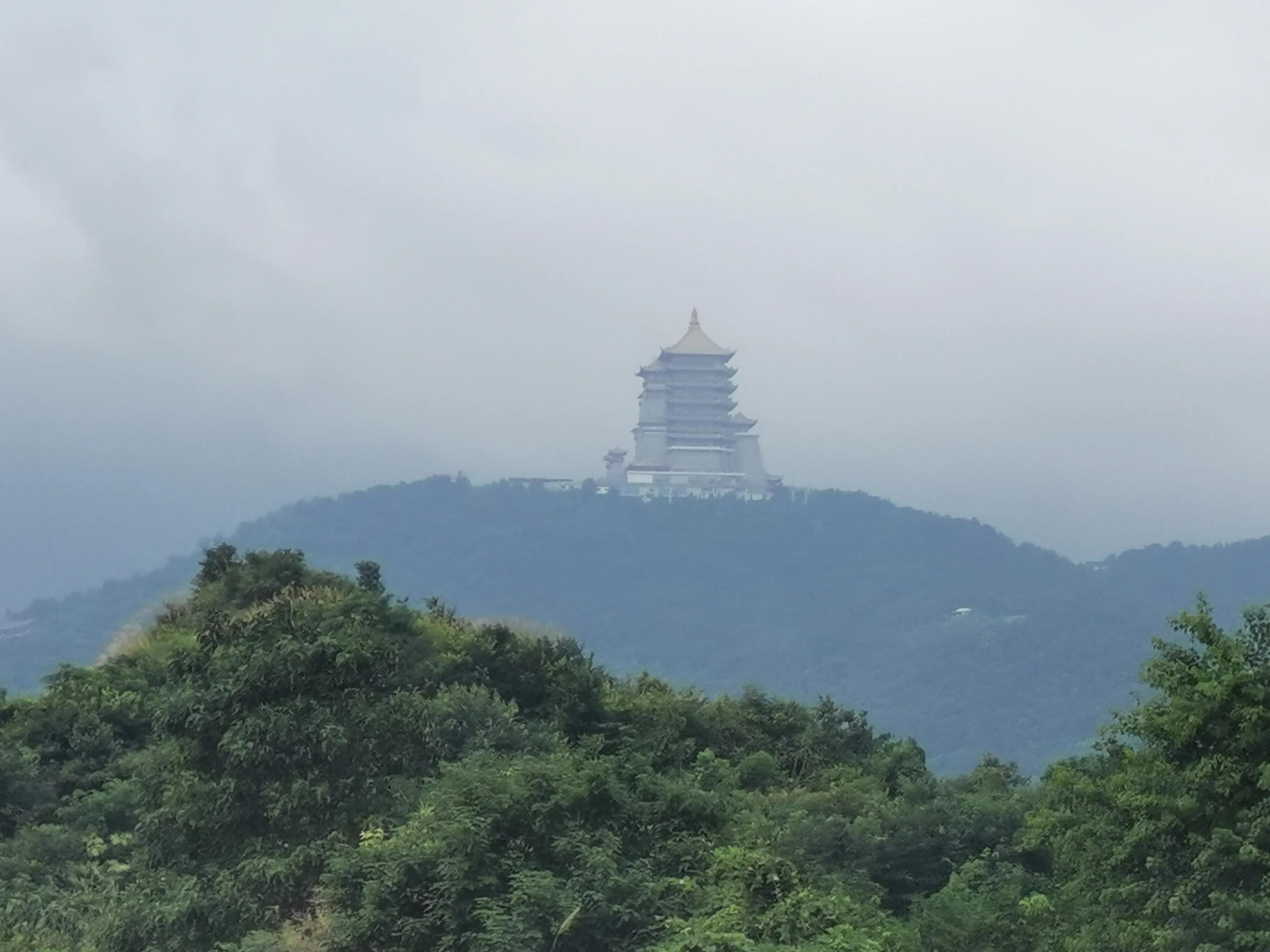人生苦乐,自个悟,不去说
